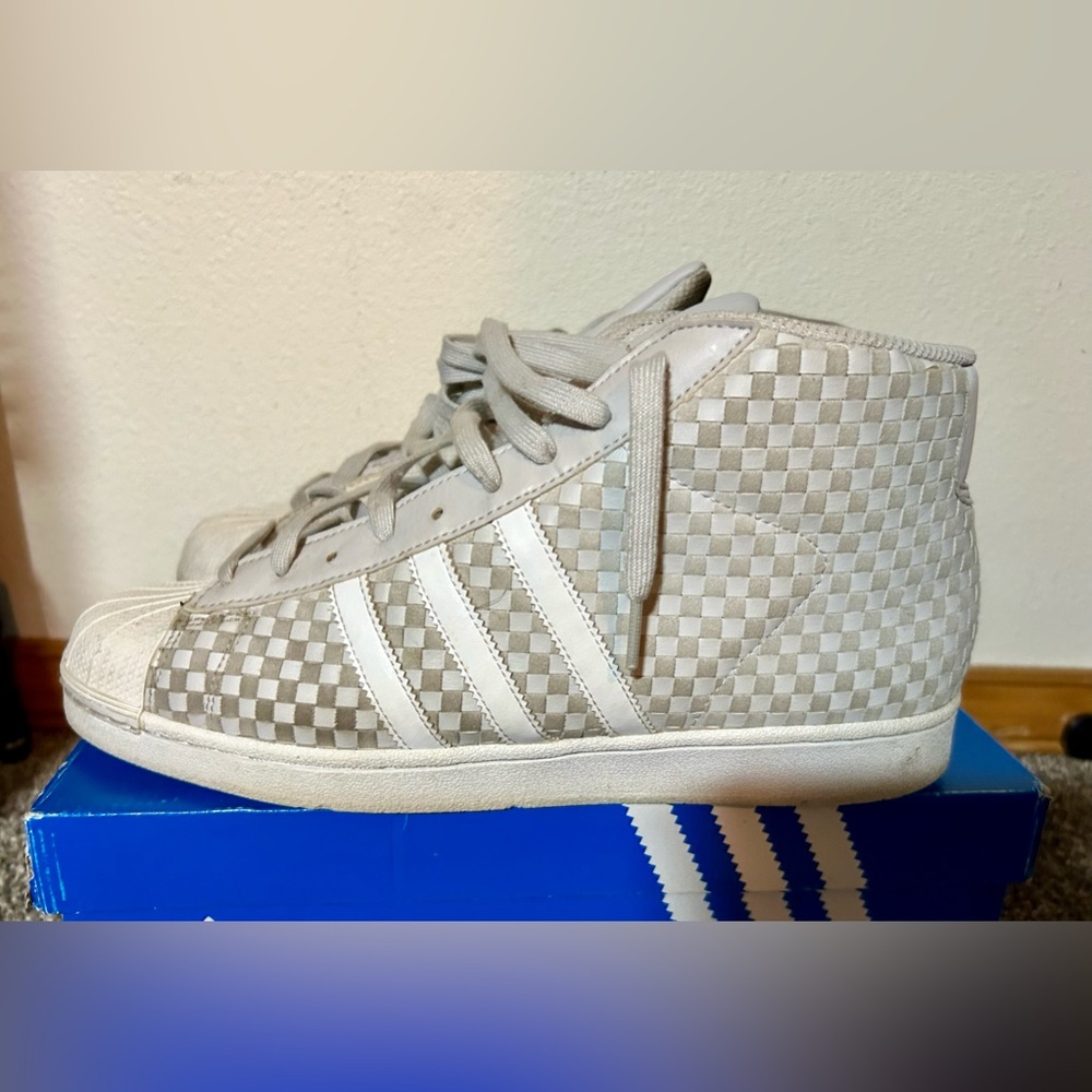 Adidas Men's Checkered High-Top Sneakers - Gray
